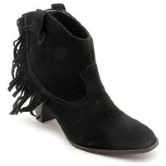 Guess Seline Black Suede Fringe Western Ankle Boots - Picture 4 of 11